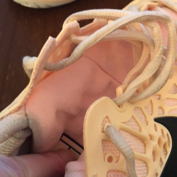 Nike Zoom Pegasus tennis shoes - Picture 8 of 10